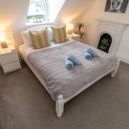 Light Airy 3 Bed Town Cntr Flat 700M To The Beach Bournemouth Exteriér fotografie