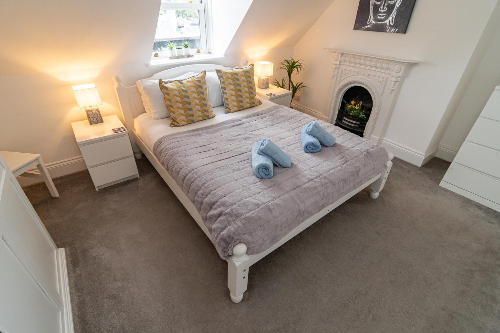 Light Airy 3 Bed Town Cntr Flat 700M To The Beach Bournemouth Exteriér fotografie