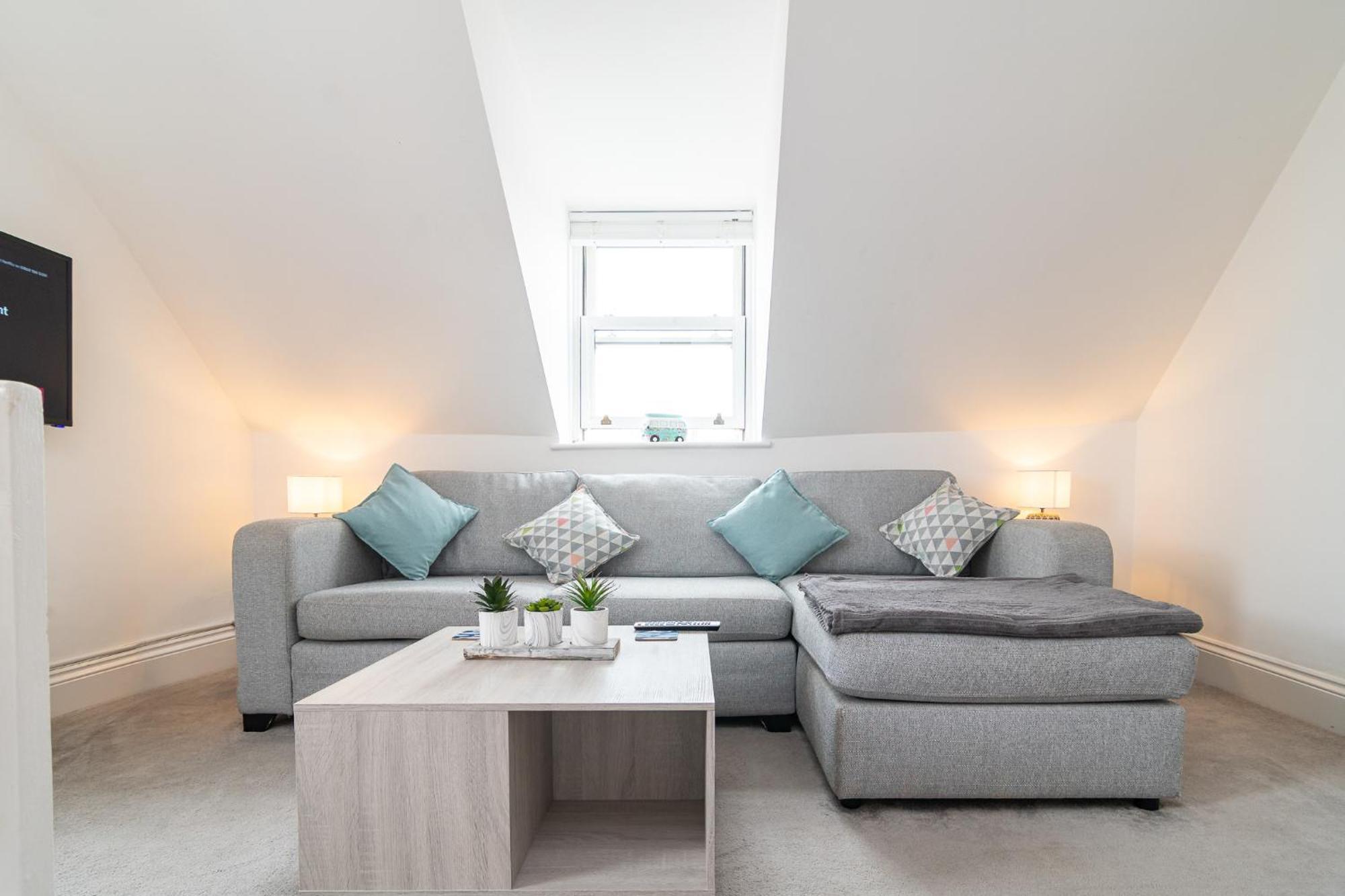 Light Airy 3 Bed Town Cntr Flat 700M To The Beach Bournemouth Exteriér fotografie