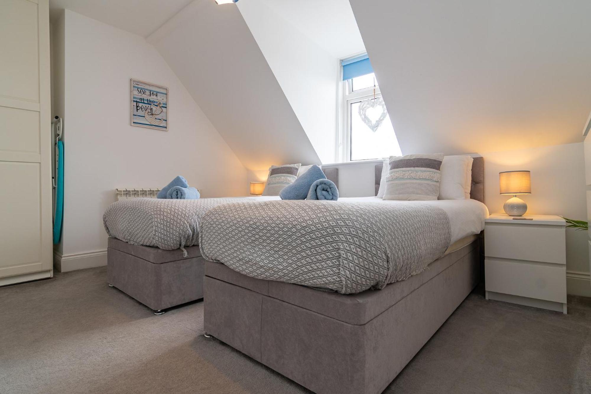 Light Airy 3 Bed Town Cntr Flat 700M To The Beach Bournemouth Exteriér fotografie