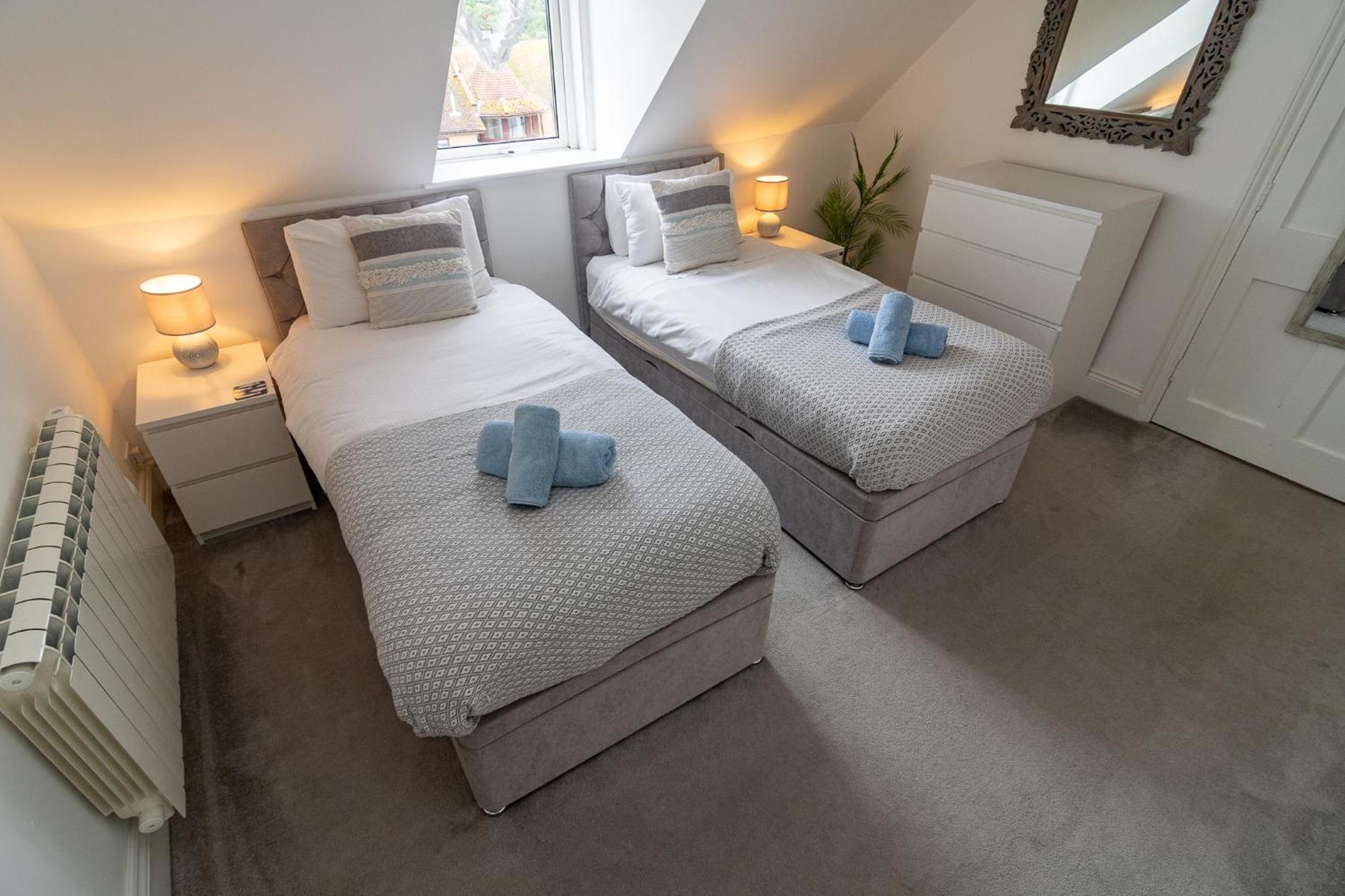 Light Airy 3 Bed Town Cntr Flat 700M To The Beach Bournemouth Exteriér fotografie