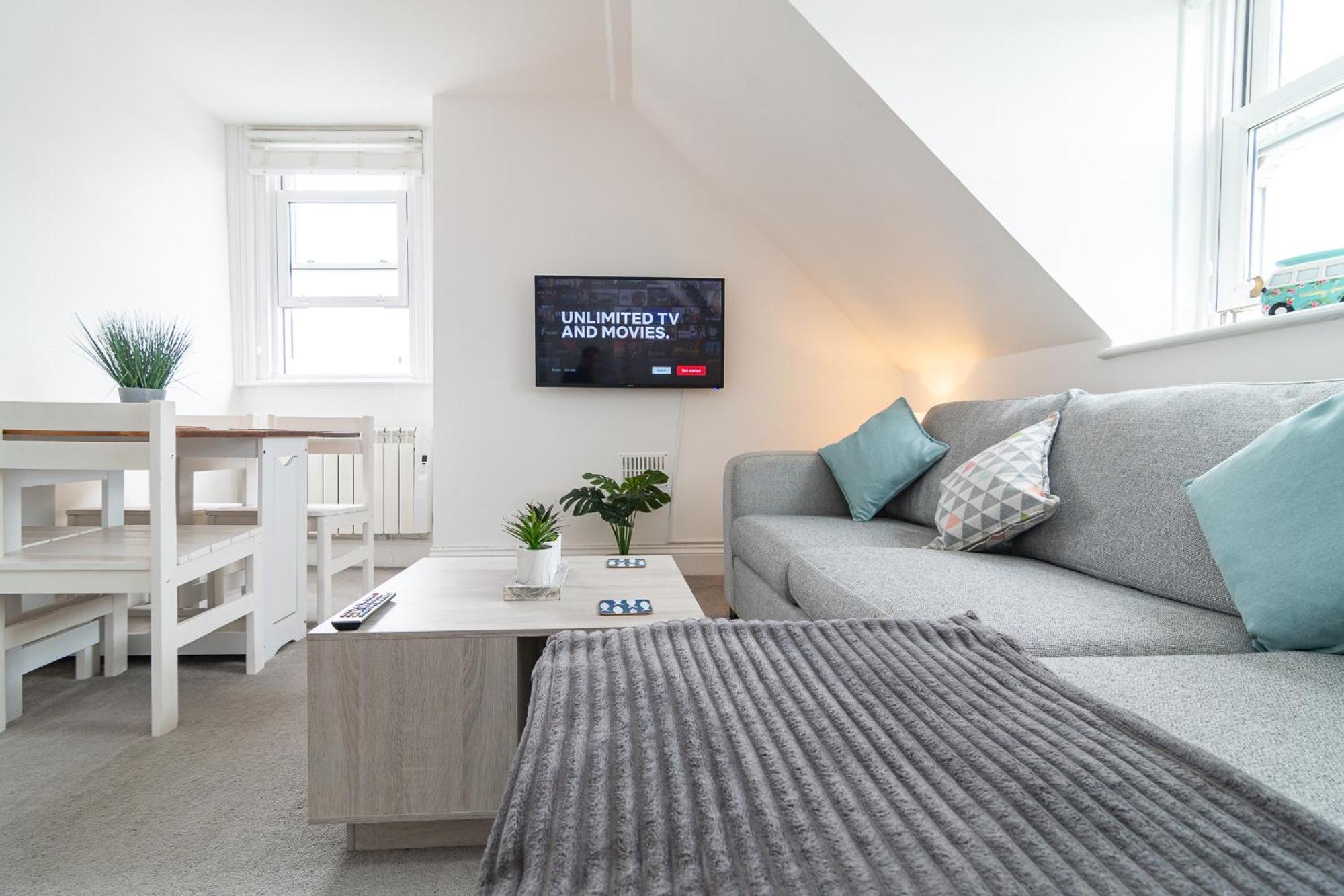 Light Airy 3 Bed Town Cntr Flat 700M To The Beach Bournemouth Exteriér fotografie